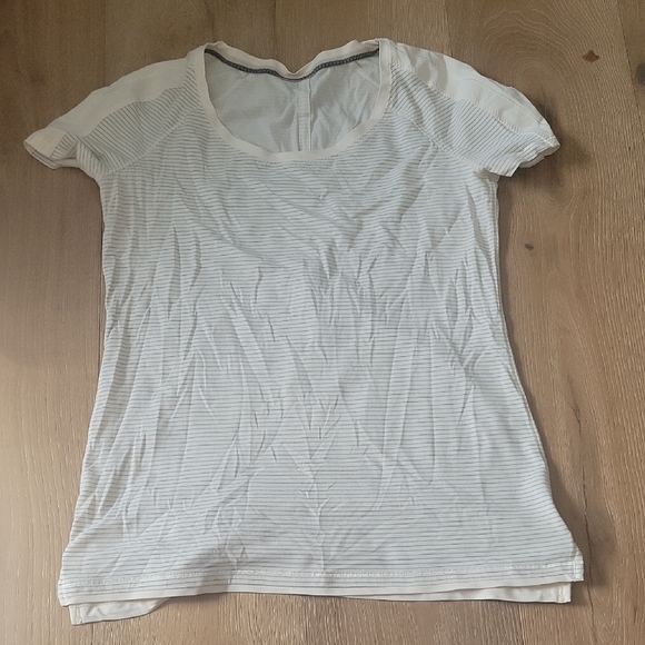 Lululemon Striped T-shirt Size 10 - Picture 1 of 3
